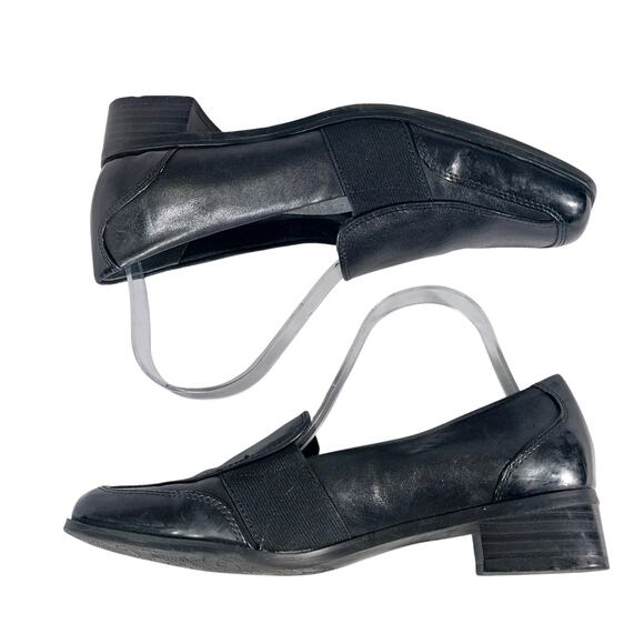 NWOT-1 SHOW! TROTTERS! BLACK GENUINE LEATHER CLASSIC HEELED LOAFERS! SZ 9.5M - Picture 7 of 10